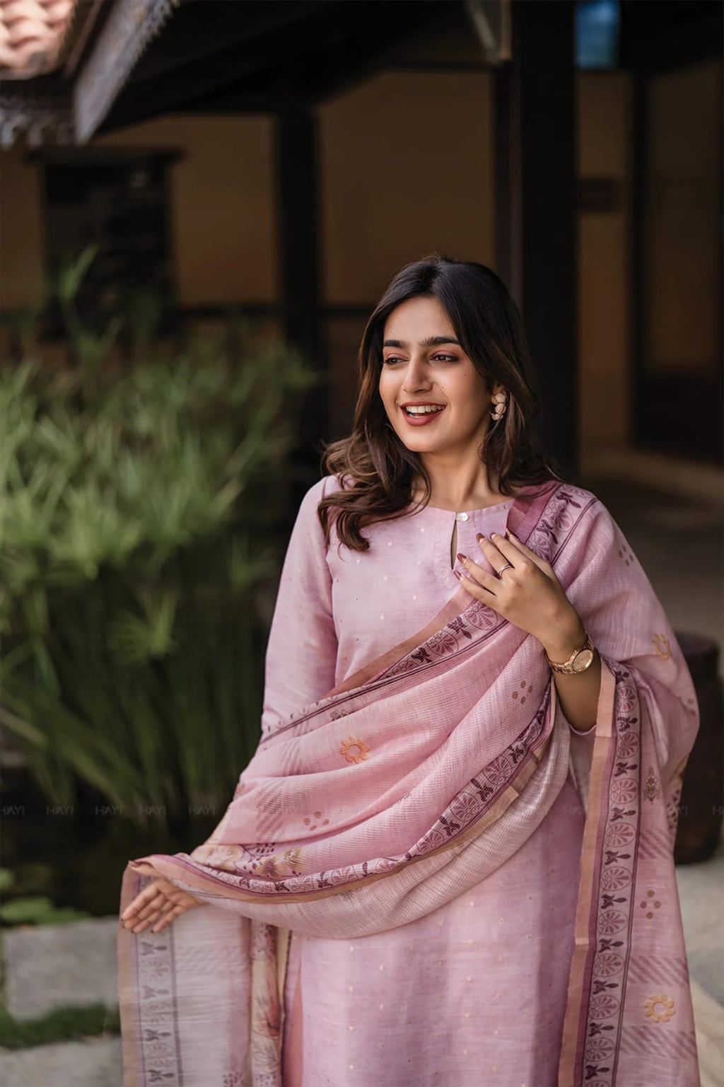 Casual Kurti And Dupatta - Vastra Collection