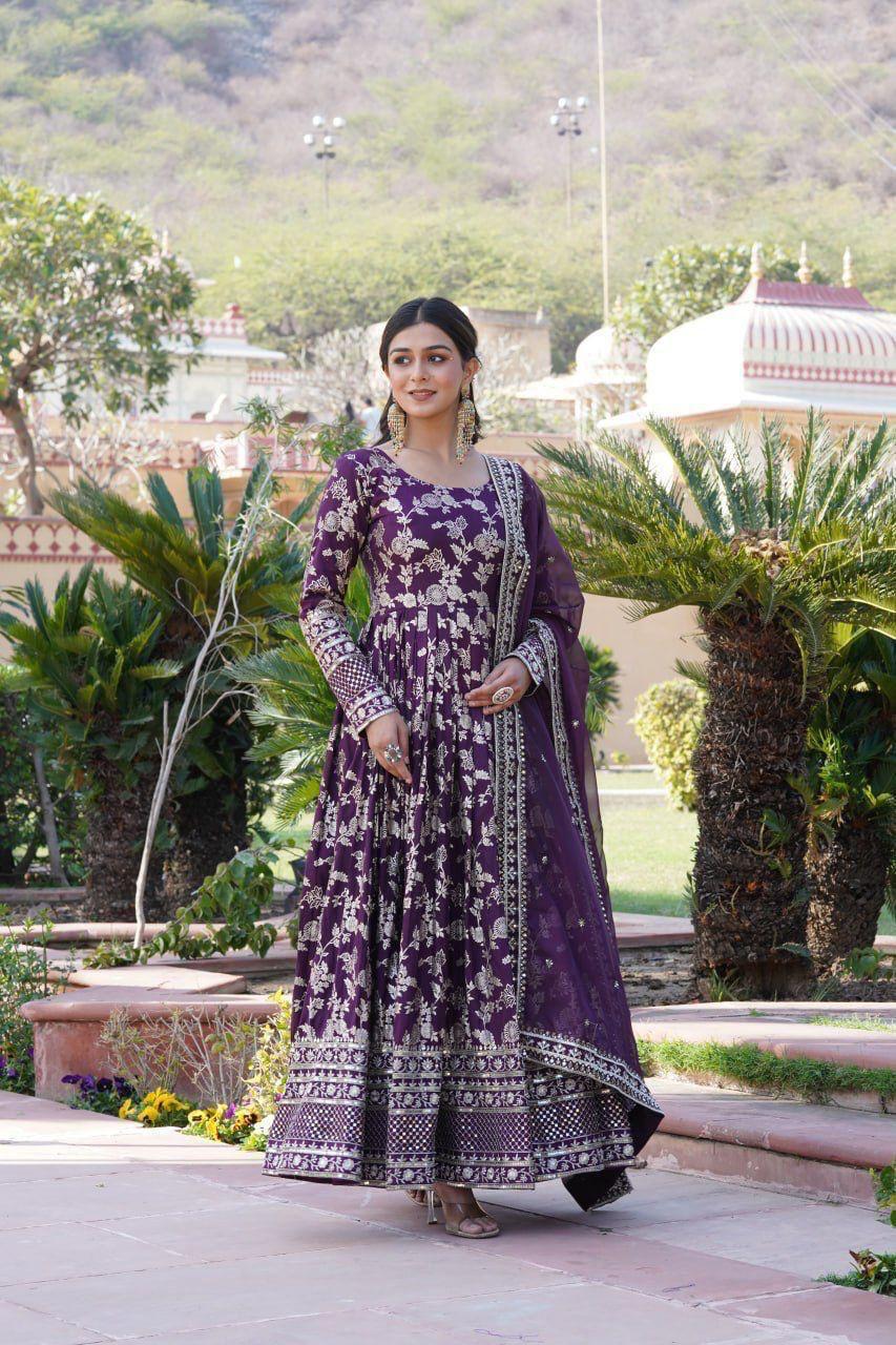 festive gown outfit  