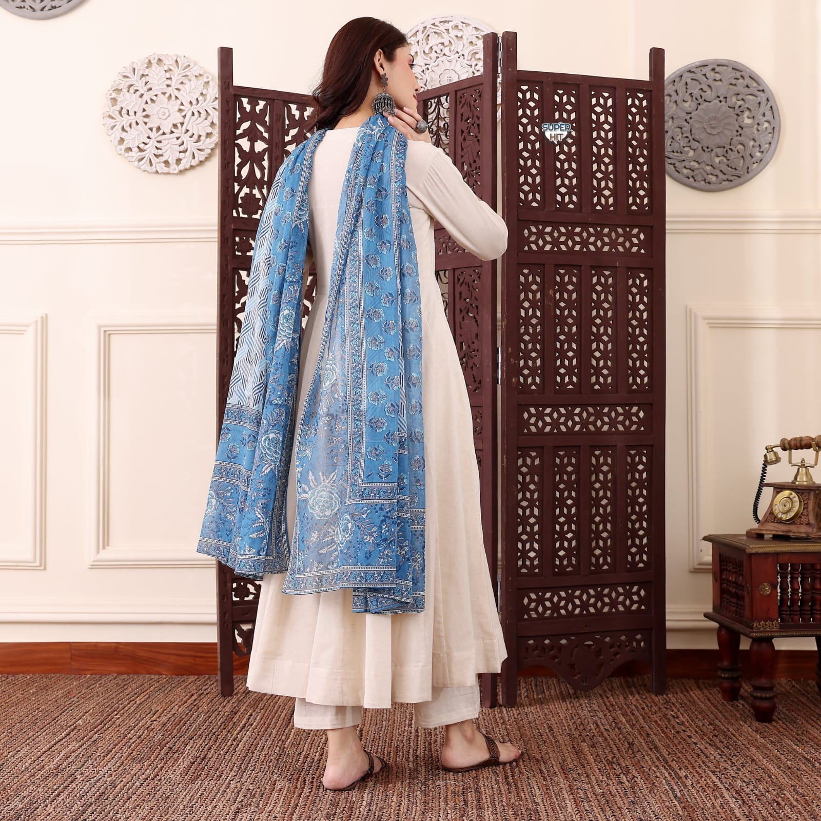 beige kurti set women
