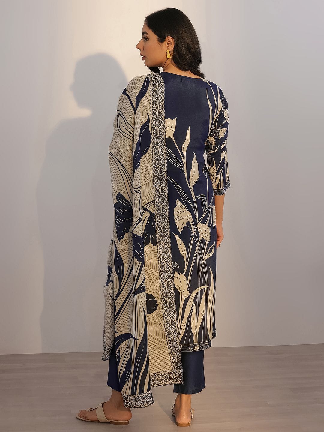 ethnic wear women
